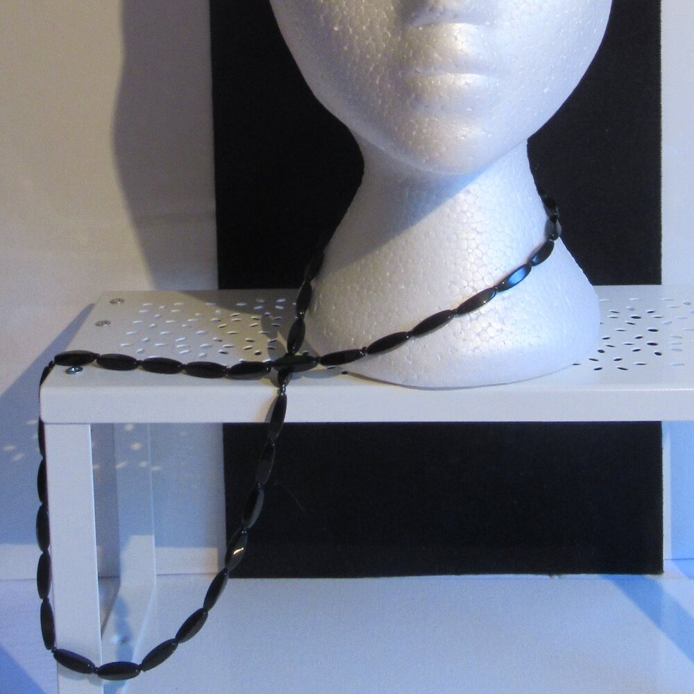 30" Mourning Necklace, Whitby Jet Onyx beads, Vintage/Antique, Flapper